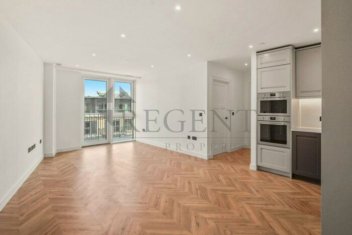 2 Bedroom Apartment To Rent In Tryon House, Brook Street, KT1