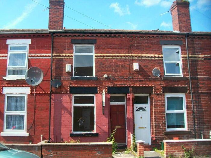 2 Bedroom Town House To Rent In Ewan Street, Gorton, Manchester M18