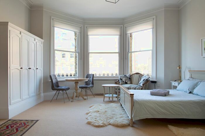 Studio To Rent In Second Avenue, Hove, BN3