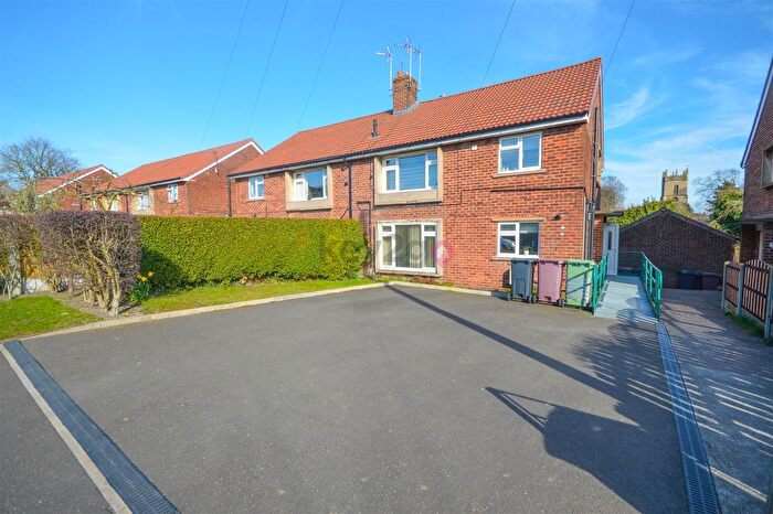 2 Bedroom Flat For Sale In New Road, Barlborough, Chesterfield, S43