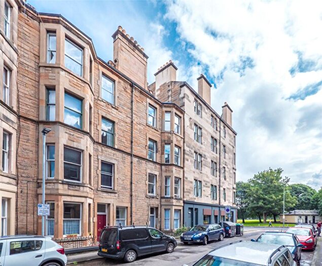2 Bedroom Flat To Rent In Viewforth Gardens, Edinburgh, Midlothian, EH10