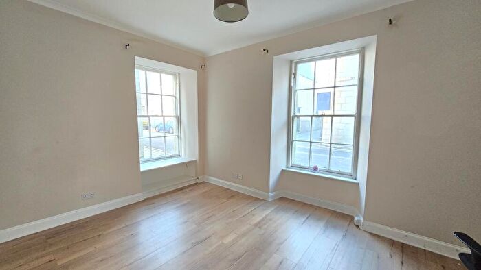 1 Bedroom Flat For Sale In St Marys Place, City Centre, Aberdeen, AB11