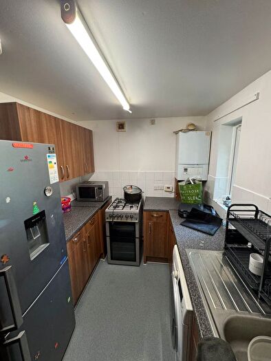 2 Bedroom Flat To Rent In William Close, London, SE13