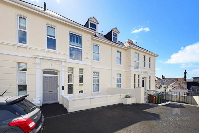 2 Bedroom Flat For Sale In Wilderness Road, Mannamead, Plymouth, PL3