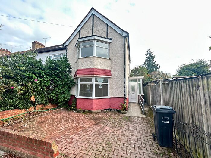 3 Bedroom Terraced House To Rent In Giffard Road, London, N18