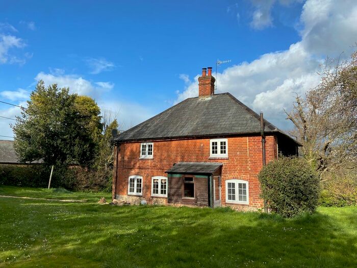 3 Bedroom Cottage To Rent In Pound Lane, Ampfield, Romsey, SO51