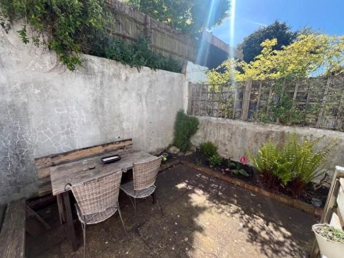 4 Bedroom End Of Terrace House To Rent In Washington Street, Brighton, BN2