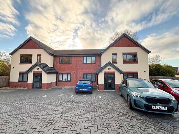 2 Bedroom Flat To Rent In Florence Court, Moor Lane, Witton, Birmingham, B6