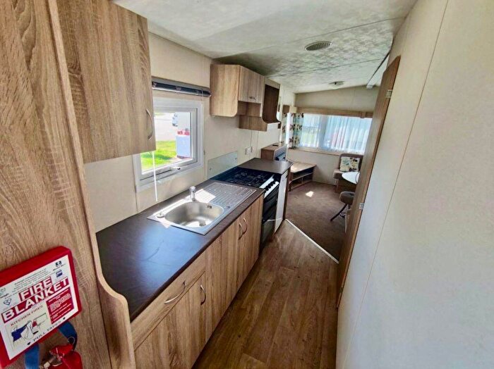 2 Bedroom Park Home For Sale In Seal Bay Resort – West Sussex, PO20