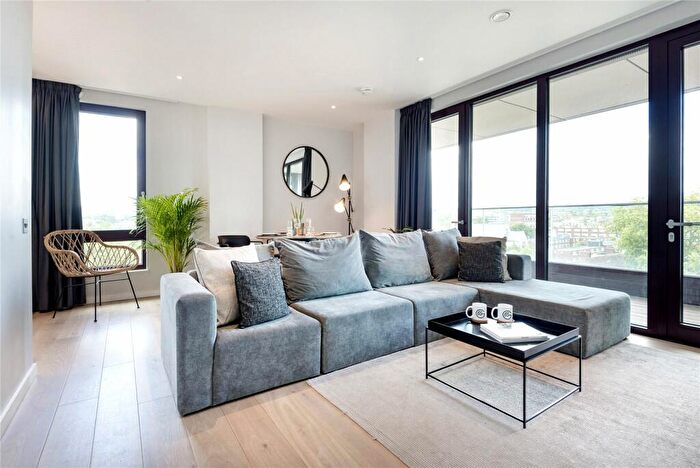 2 Bedroom Apartment To Rent In Torbay Lane, London, NW1