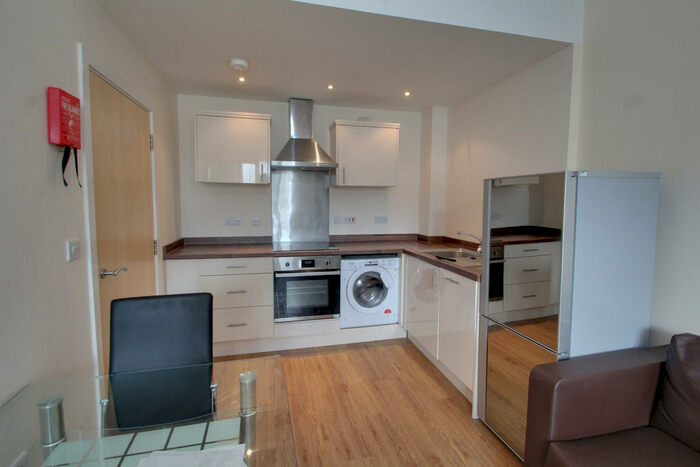 2 Bedroom Apartment To Rent In Charles Street, Leicester, LE1
