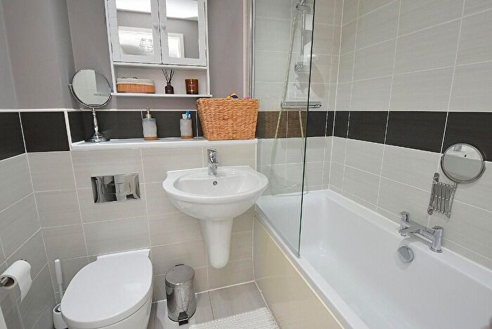 3 Bedroom Detached House For Sale In Wincanton, Somerset, BA9