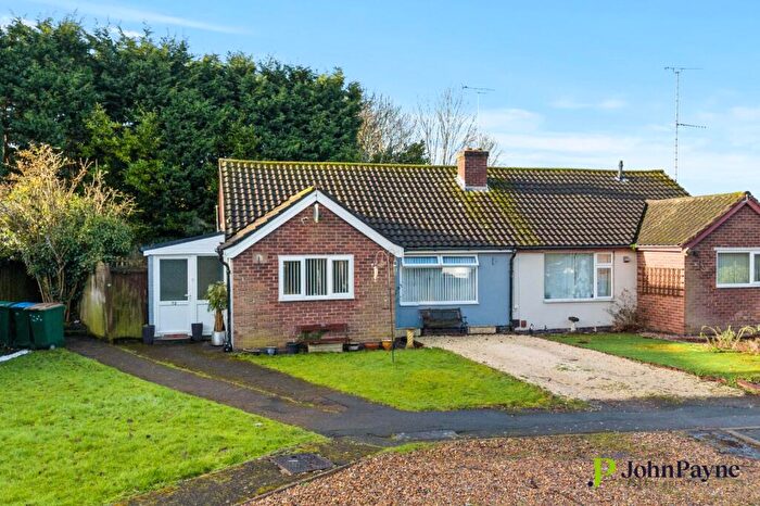 2 Bedroom Bungalow For Sale In Seymour Close, Whitley, Coventry, CV3