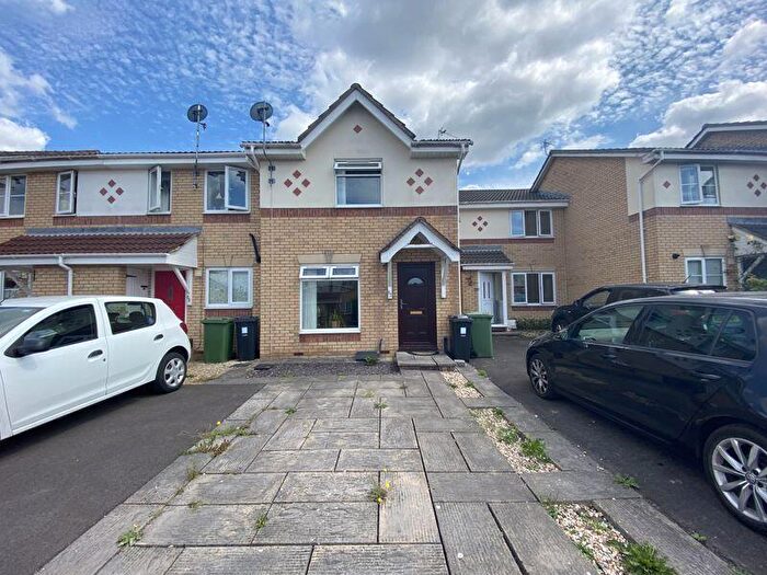 3 Bedroom End Of Terrace House To Rent In Coriander Drive, Bristol, BS32