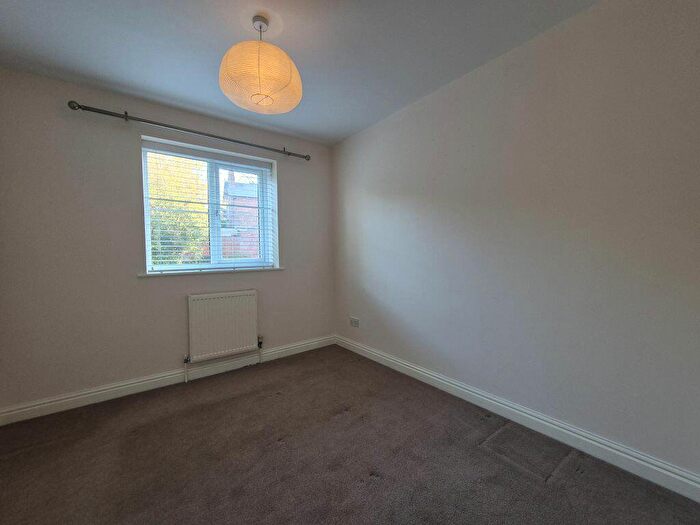 2 Bedroom Apartment To Rent In Parkfield Road, Stourbridge, DY8