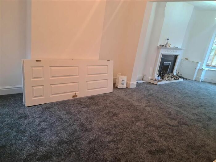 2 Bedroom Town House To Rent In Exchange Road, West Bridgford, Nottingham NG2