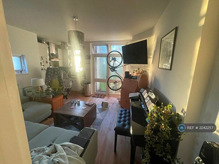 1 Bedroom Flat To Rent In Holly Lodge Mansions, London, N6