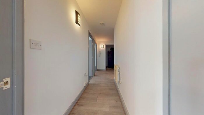 2 Bedroom Flat To Rent In Windmill Lane, London, E15