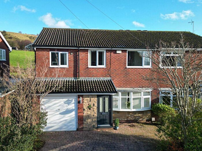 4 Bedroom Semi Detached House For Sale In Crossfield Close, Wardle, OL12