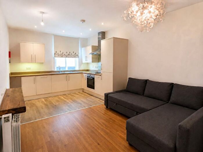 1 Bedroom Flat For Sale In Sumner House, Mendy Street, High Wycombe, HP11