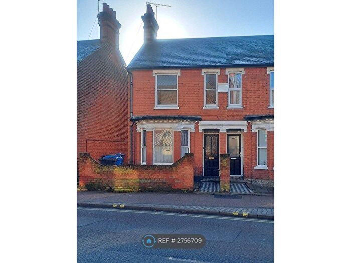 3 Bedroom Semi-Detached House To Rent In Foxhall Road, Ipswich, IP3