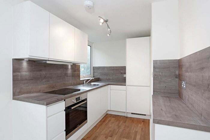 1 Bedroom Flat To Rent In Bertha Neubergh House Denmark Road, SE5
