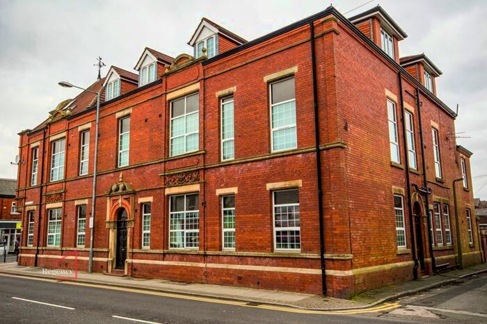 2 Bedroom Flat To Rent In Chorley New Road, Horwich, Bolton, BL6