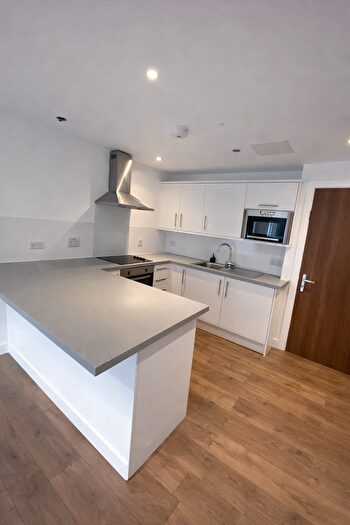 1 Bedroom Flat To Rent In London Road, London, SW16