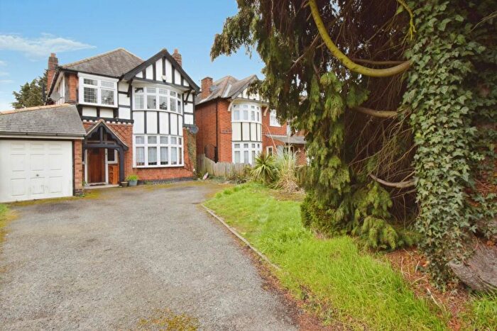 3 Bedroom Detached House For Sale In Loughborough Road, Birstall, Leicester, Leicestershire, LE4