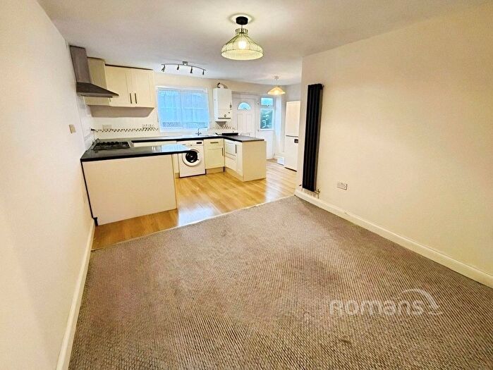 1 Bedroom Flat To Rent In Abbey Road, Basingstoke, Hampshire, RG24