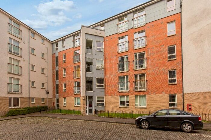 2 Bedroom Flat To Rent In Duff Street, Dalry, Edinburgh, EH11