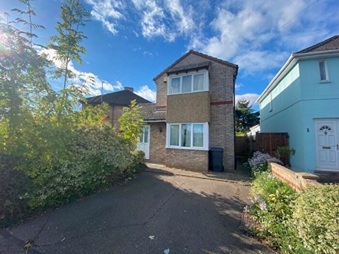 2 Bedroom Detached House To Rent In Ashfield Road, Cambridge, CB4