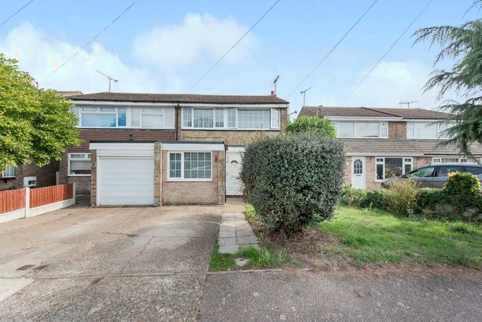 3 Bedroom Semi-Detached House To Rent In Trent, East Tilbury, RM18