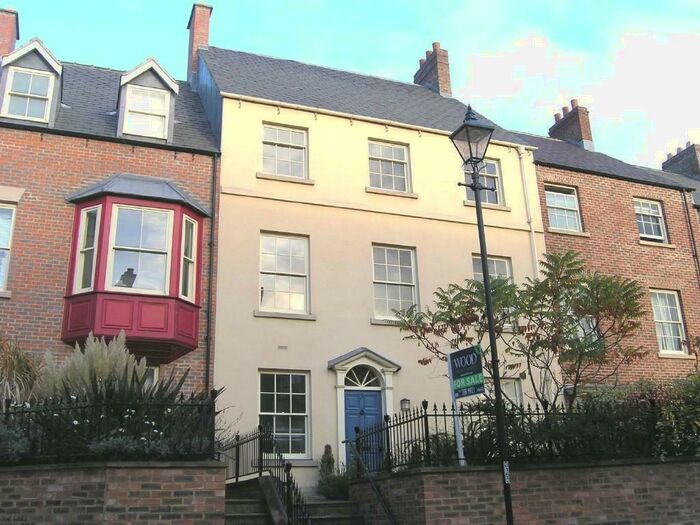 6 Bedroom Town House To Rent In Highgate, Durham, DH1