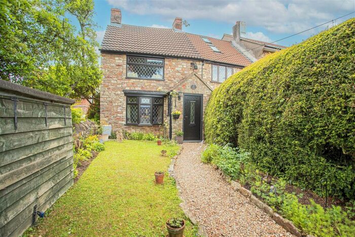 3 Bedroom End Of Terrace House For Sale In High Street, Wick, Bristol, BS30