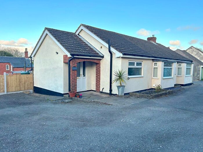 3 Bedroom Detached Bungalow For Sale In Granby Road, Binbrook, LN8