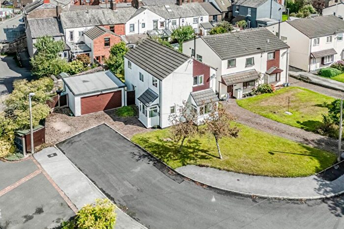 4 Bedroom Detached House For Sale In Millbrook Close, Wheelton, PR6