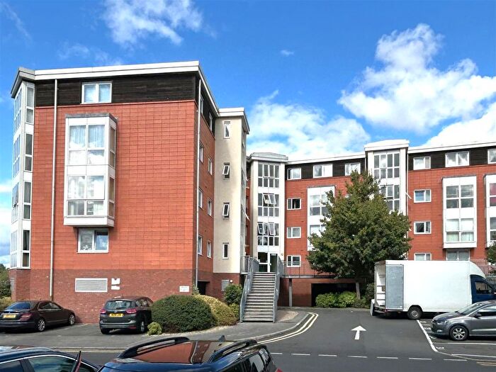 2 Bedroom Flat For Sale In The Waterfront, Selby, YO8