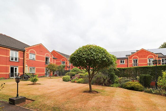 2 Bedroom Apartment To Rent In Roseholme Road, Northampton, NN1