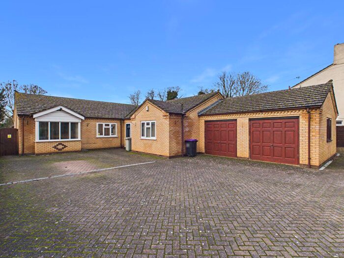 5 Bedroom Detached Bungalow For Sale In High Street, Coningsby, LN4