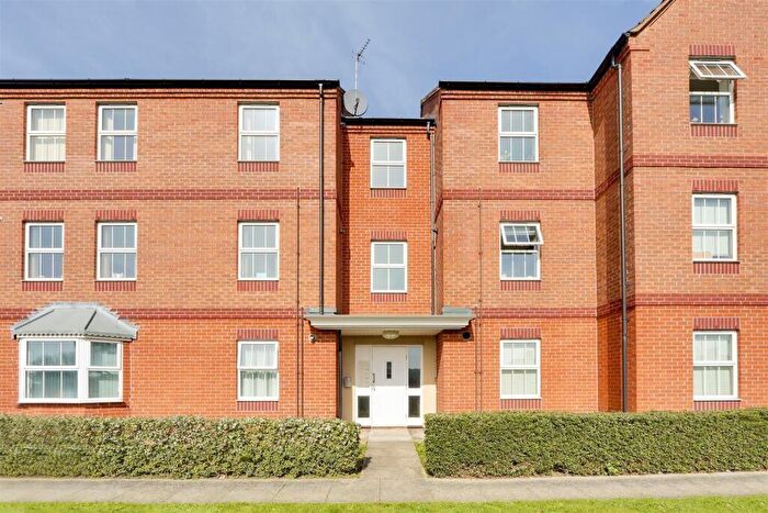 2 Bedroom Apartment To Rent In Gilbert Close, Nottingham - Available Now, NG5