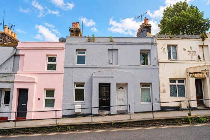 1 Bedroom Terraced House For Sale In Cambridge Road, Hastings, TN34