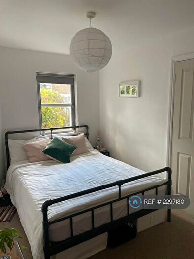 1 Bedroom Flat To Rent In Ridley Road, London, E8