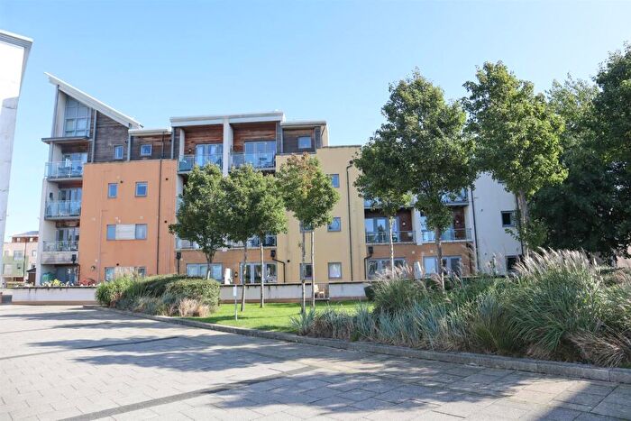 2 Bedroom Apartment To Rent In Merchant Square, Portishead, Bristol, BS20