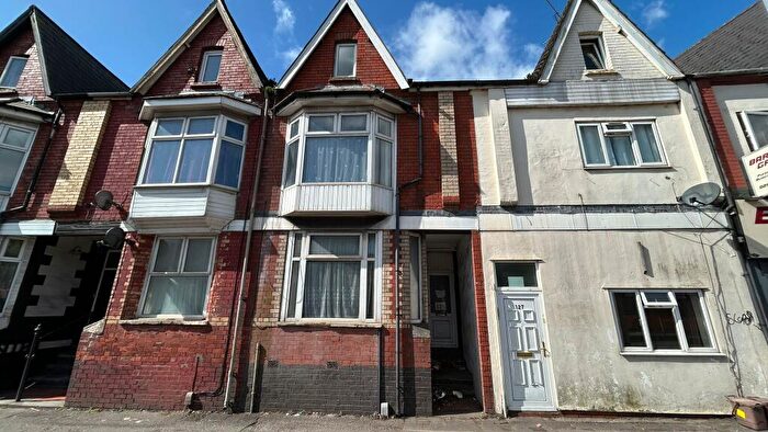 4 Bedroom Terraced House For Sale In North Road, Cardiff, CF14