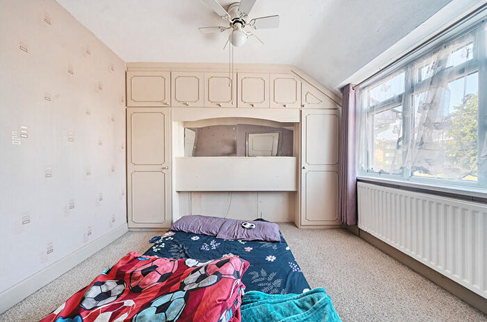 3 Bedroom Terraced House For Sale In Bursledon Road, Southampton, Hampshire, SO19