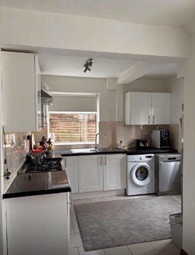 3 Bedroom House To Rent In Nottingham, , Loughborough Road, NG2