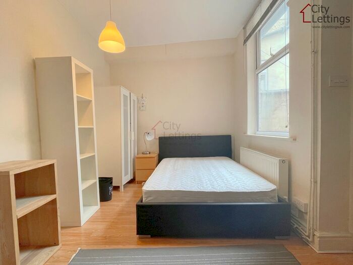 Studio To Rent In Hartley Road, Radford, NG7