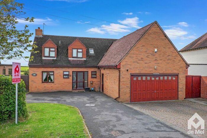 5 Bedroom Detached House For Sale In Blacksmiths Lane, Little Beckford, GL20