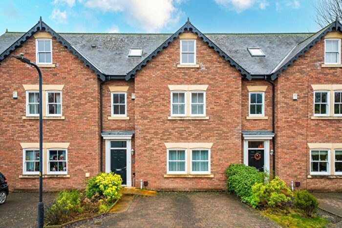 5 Bedroom Terraced House For Sale In Caxton View, Ripon, North Yorkshire, HG4